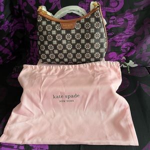 Never used with tags black & white floral print Kate Spade handbag with dust bag